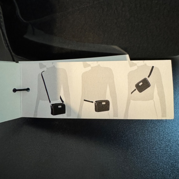 NWT‎ UGG Janey II Clear Black Crossbody Belt Bag Adjustable Logo Purse Handbag - Picture 7 of 8